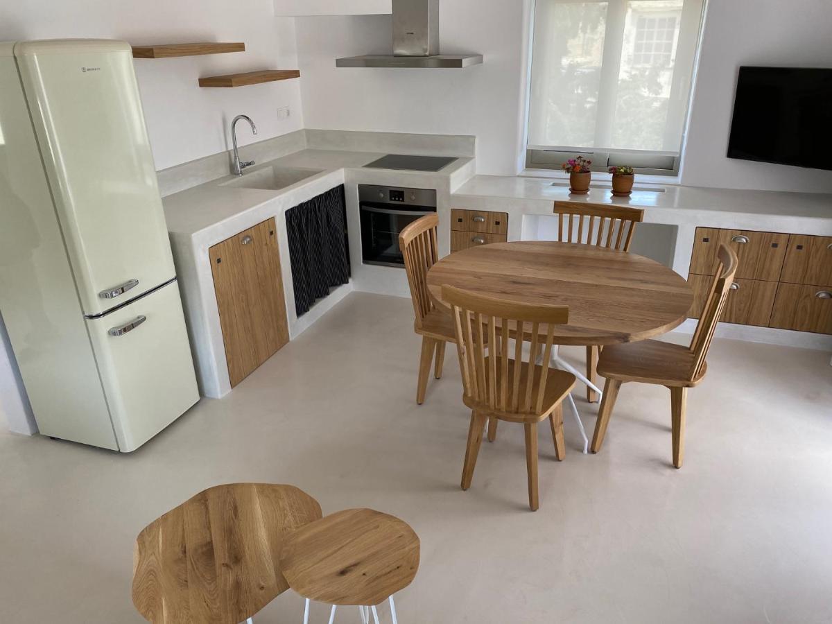 Laini Luxury Suites Pombia Exteriör bild