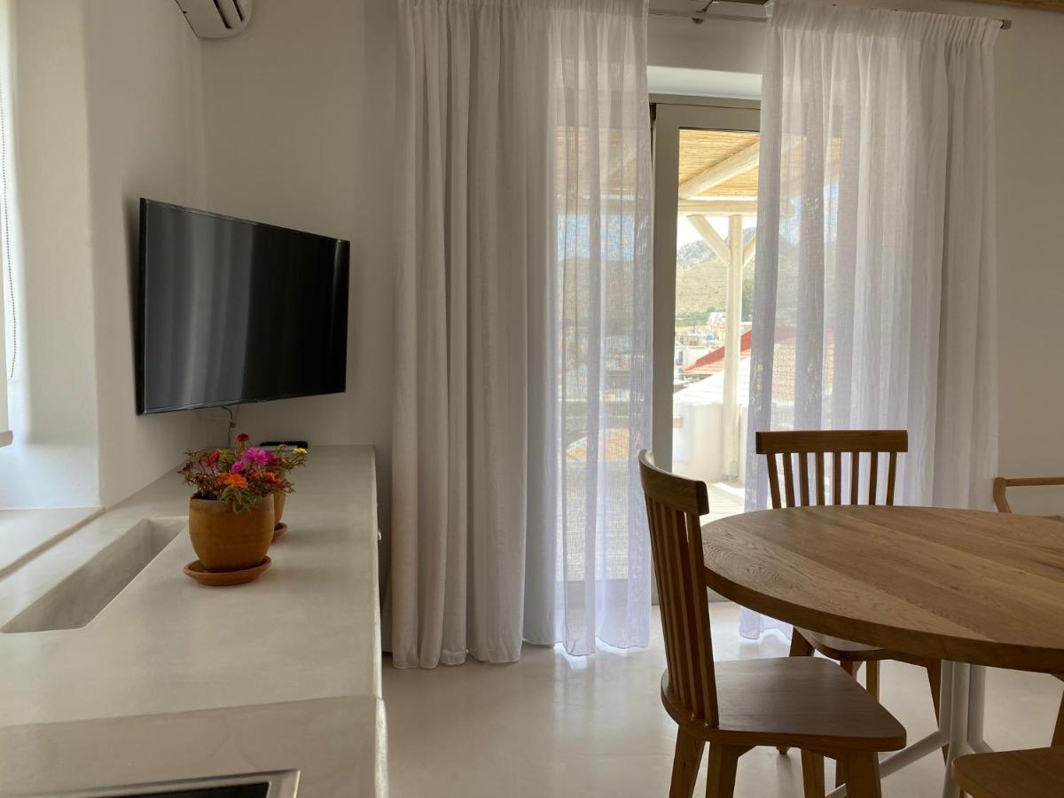 Laini Luxury Suites Pombia Exteriör bild